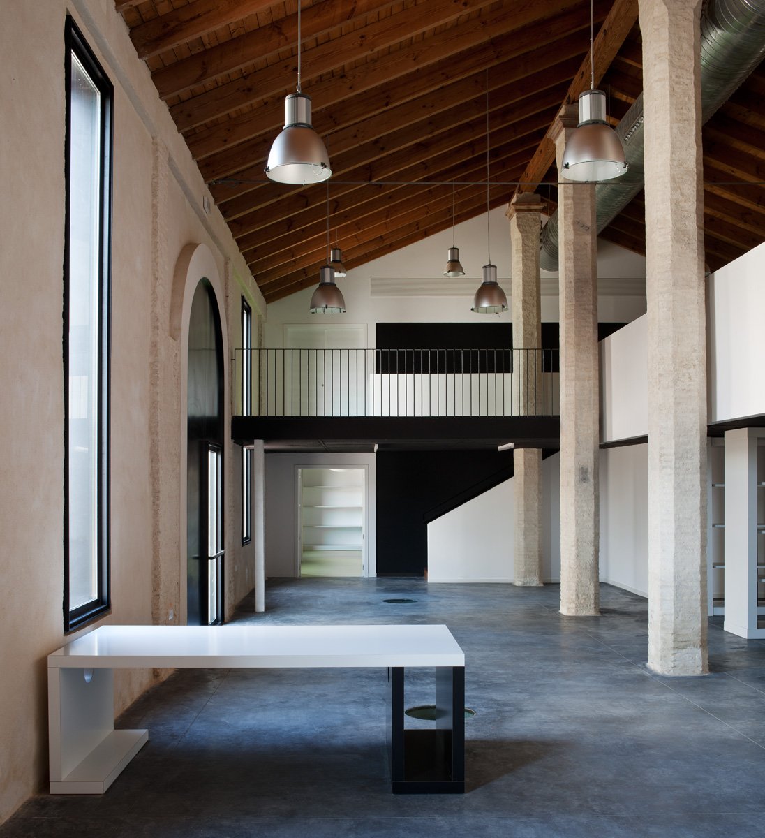 Warehouse rehabilitation of public library and music school in Almonte
